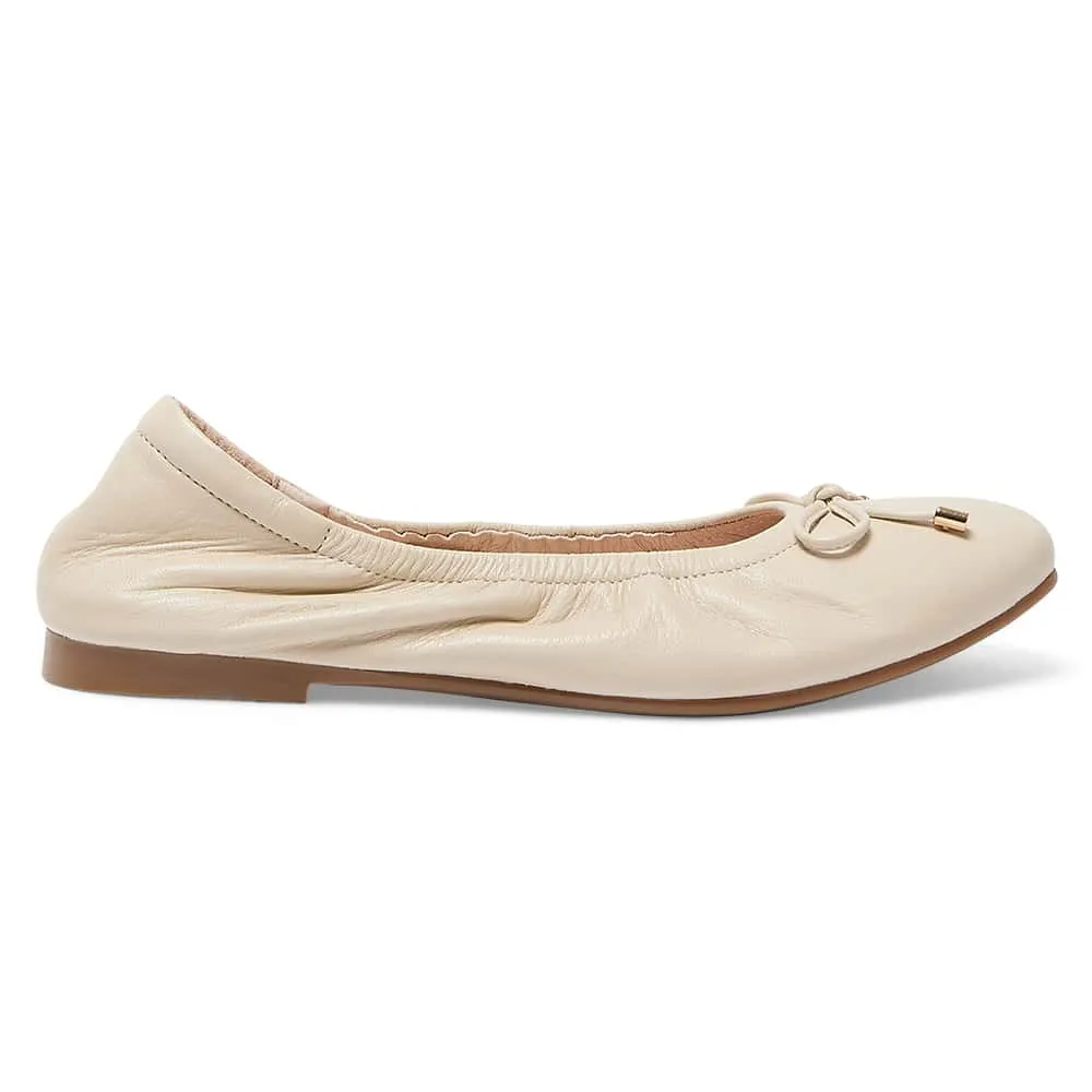 Allegra Flat in Ivory Leather