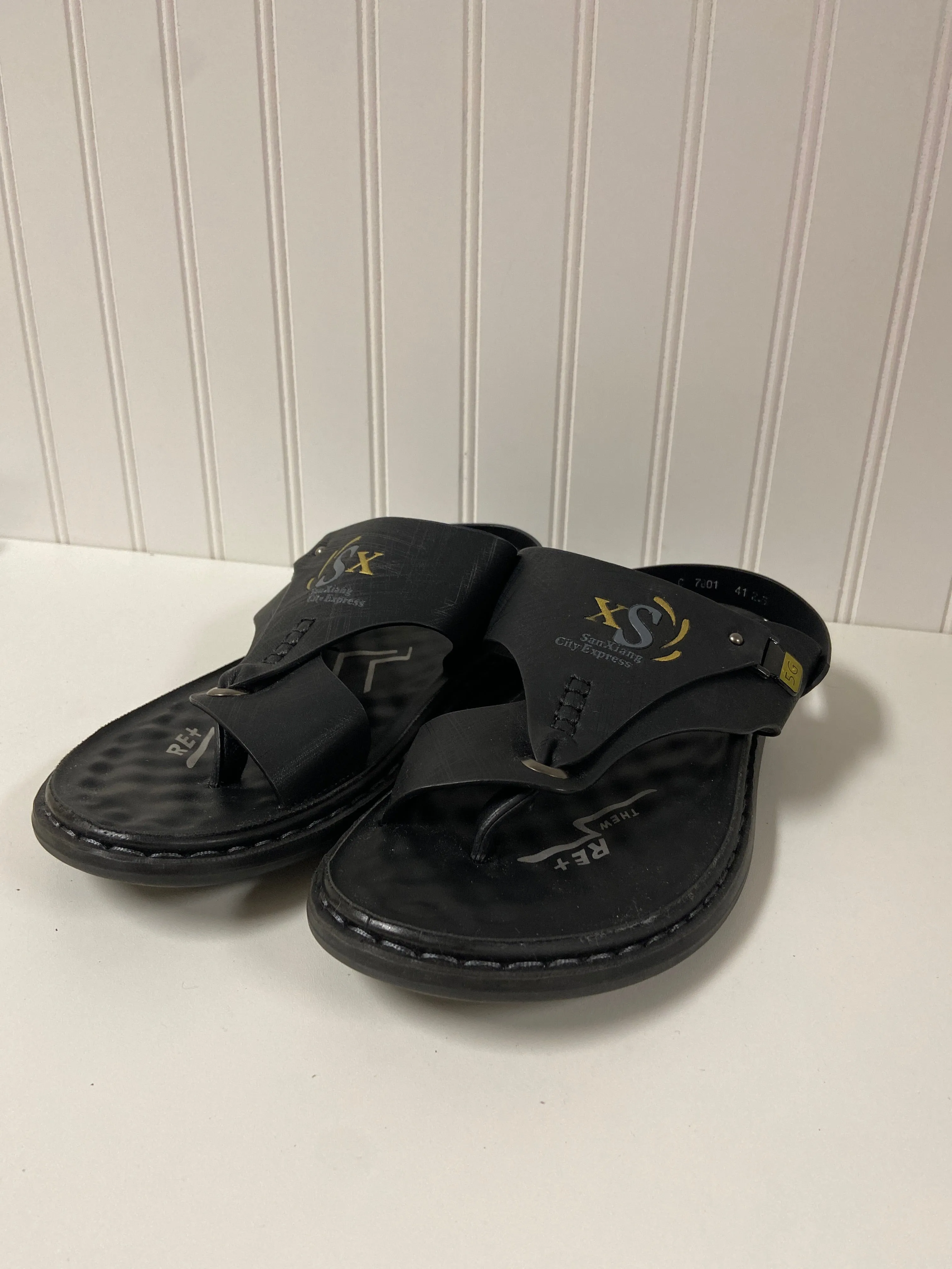 Black Sandals Flats Clothes Mentor, Size 10.5