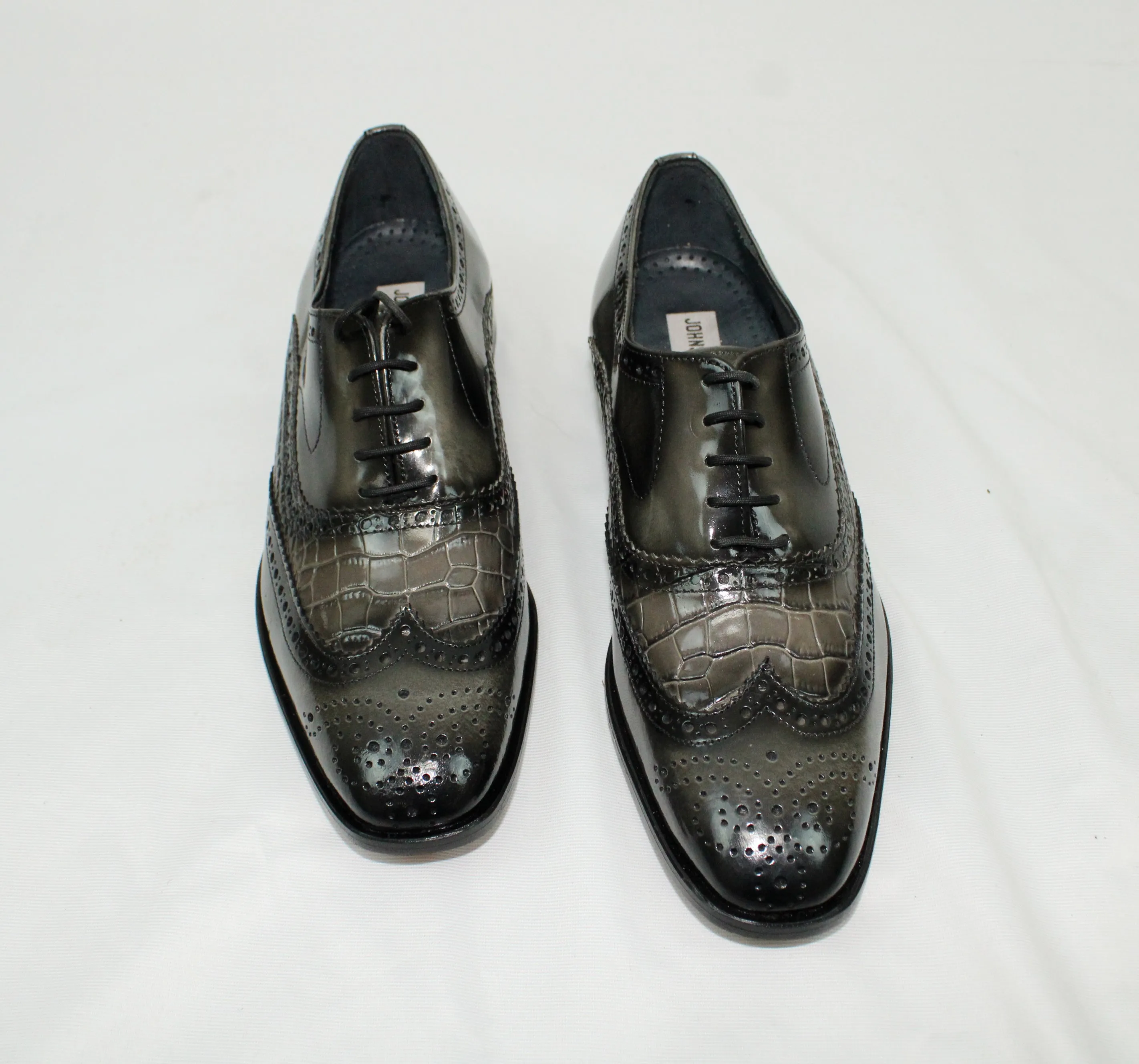 Johnston & Murphy Grey Brogue Croc