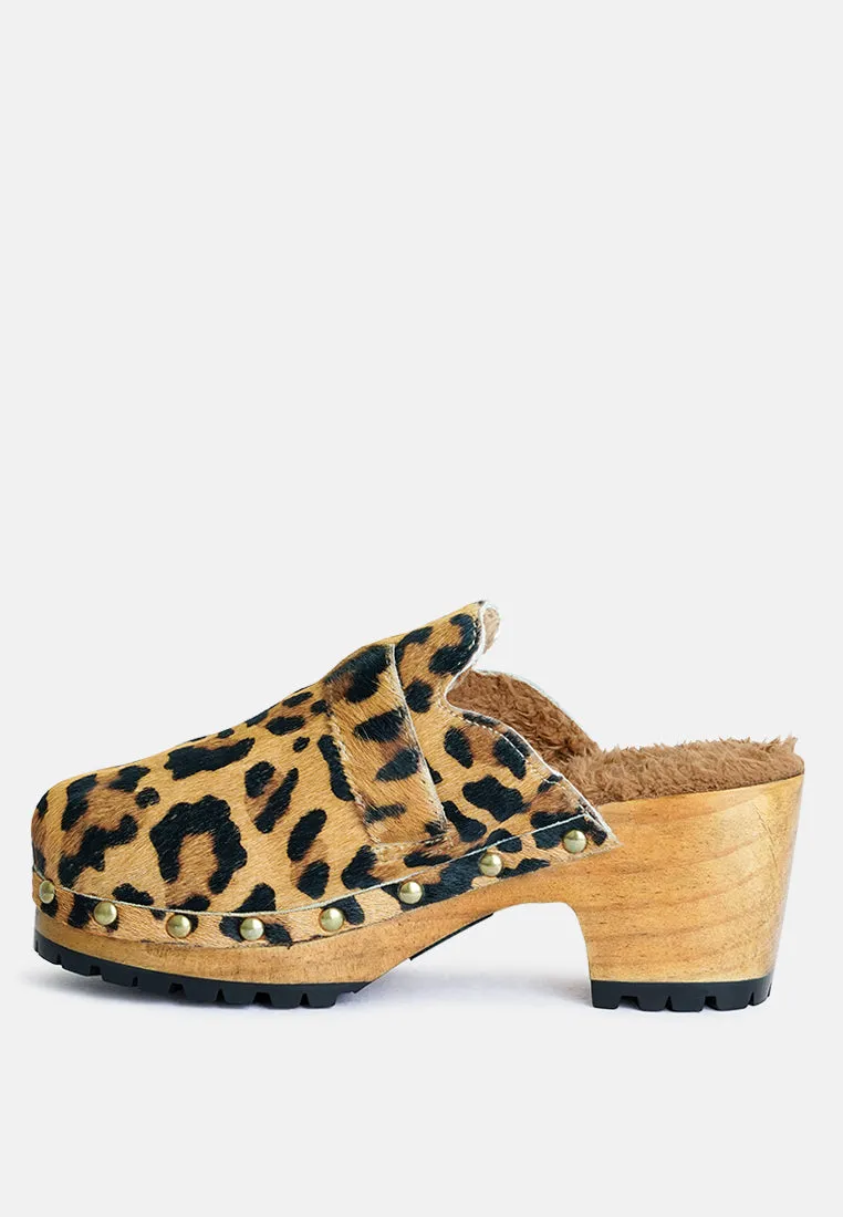 PRUNUS Leopard Buckled Suede Round Toe Mule Clogs