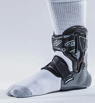 Ultra Zoom® Ankle Brace