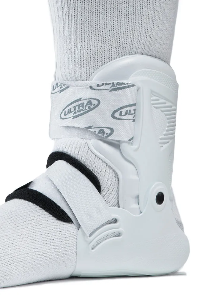 Ultra Zoom® Ankle Brace